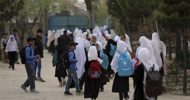 In Afghanistan le scuole secondarie femminili non hanno riaperto