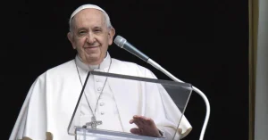 Papa: «Pazzia l’aumento spesa armi al 2% del Pil,mi sono vergognato»