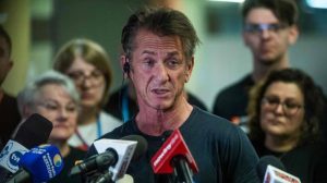 Oscar, Sean Penn: “Senza Zelensky, la cerimonia va boicottata”
