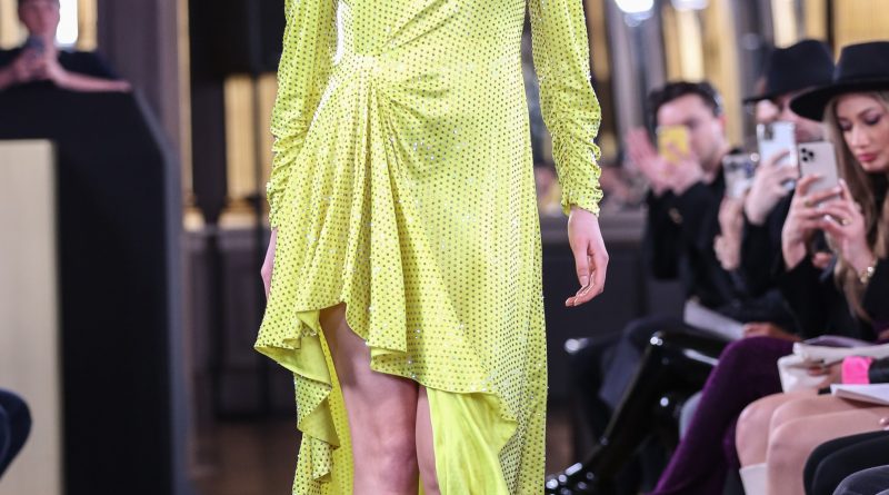 Rue Agthonis Fall 2022 Ready-to-Wear