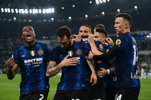 Juventus-Inter  0-1, decide Calhanoglu su rigore: nerazzurri a -3 dalla vetta