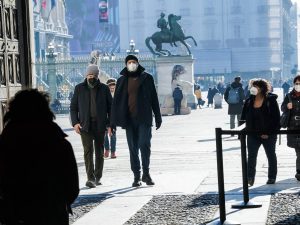 “Perché i no vax non ci fanno tornare alla vita normale”