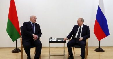 Putin nega gli orrori a Bucha: “Sono un falso, una provocazione”