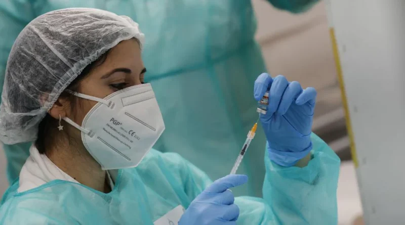 Coronavirus, calano i contagi ma ancora 5 province hanno incidenza sopra quota mille