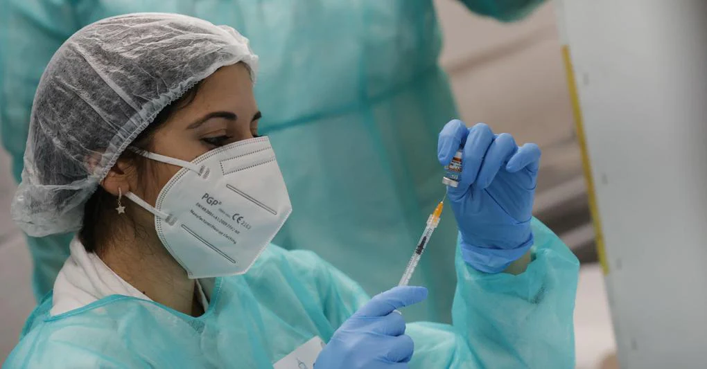 Coronavirus, calano i contagi ma ancora 5 province hanno incidenza sopra quota mille