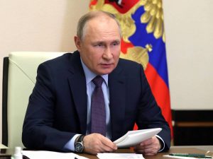 “Basta armi o reagiremo”: altissima tensione tra Putin e Biden