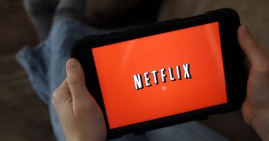 Netflix ha perso abbonati a causa della concorrenza e della condivisione degli account