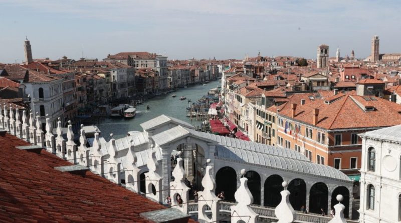 Venezia, la svolta dopo il boom di Pasqua: per entrare bisogna prenotare. Come funzionerà e da quando. Ma non tutti sono d’accordo