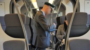Capotreno da record con migliaia di multe: reintegrato dopo il licenziamento
