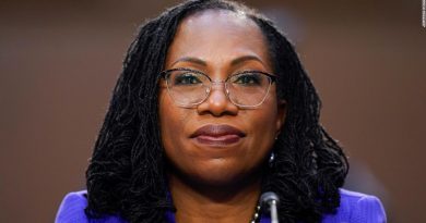 Breaking news: Senate confirms Ketanji Brown Jackson to be first Black woman to sit on Supreme Court – CNN