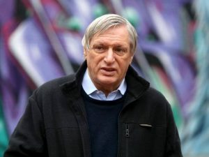 Don Ciotti: «Io prete e basta. Bisogna prendere posizione». Cinquant’anni di battaglie