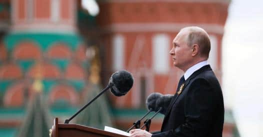 Il discorso di Putin oggi, alla Festa della Vittoria in Russia del 9 maggio: cosa ha detto (e non ha detto) lo Zar