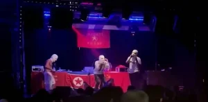 Le polemiche sulla band che inneggia alle Brigate Rosse