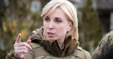 La vicepremier di Kiev:  «Duemila civili prigionieri dei russi. Un patto per Azovstal»