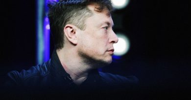 Elon Musk’s Twitter Takeover Is Officially on Ice