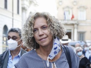 Cirinnà, i soldi nella cuccia giusta