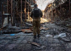 Berlusconi giustifica Putine attacca sugli aiuti militari