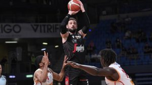 Playoff, Virtus Bologna e Milano chiudono i conti con Pesaro e Reggio