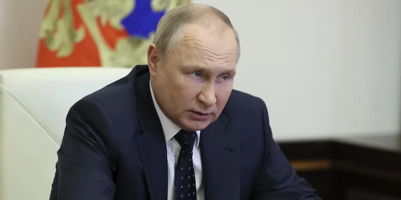 La Russia ha vietato a quasi mille statunitensi e canadesi di entrare nel paese in risposta alle “azioni ostili” sulla guerra in Ucraina