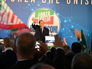 “Dobbiamo aiutare l’Ucraina a difendersi. La Cina è il pericolo più grave”