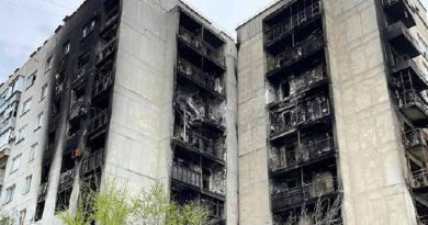 Tra le ceneri del Lugansk. E nel rifugio degli ucraini spuntano i mortai italiani
