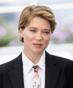 Léa Seydoux sulla tristezza, la superficialità e il suo nuovo film sadico