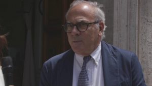 Vaiolo delle scimmie, l’infettivologo Vella: “Ecco cosa deve preoccuparci e cosa no”