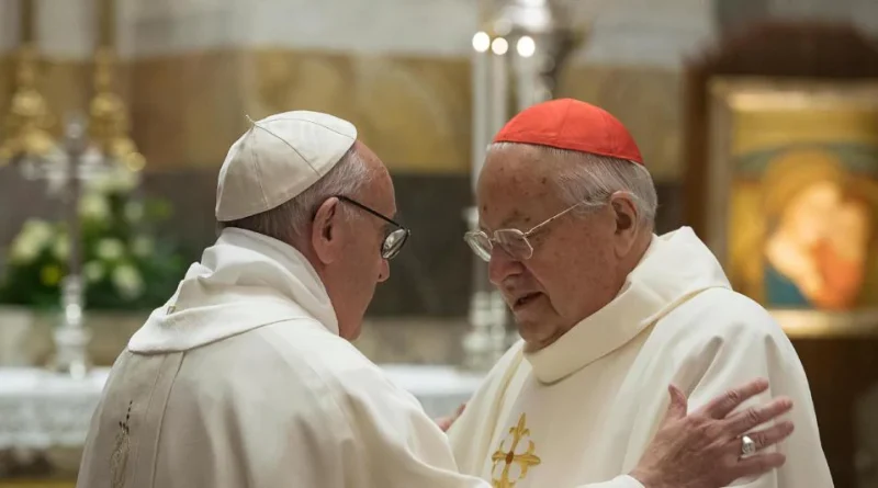 Morto il cardinale Sodano, Segretario di stato con due Papi