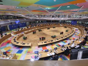“Embargo al petrolio russo”. L’Ue trova l’accordo per fermare lo Zar