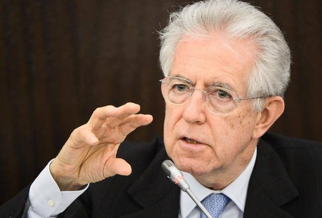 Monti: «Scudo anti-spread? Prima facciamo le riforme, poi chiediamo aiuto alla Bce»