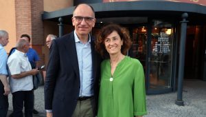 Comunali a Como, la dem Minghetti e l’outsider Rapinese al ballottaggio. Ma il centrodestra non si arrende: “Ricorso al Tar”