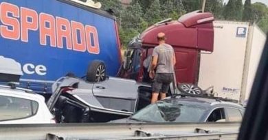 Incidente Fabro A1 oggi: scontro tra tir e auto, almeno due morti e 8 feriti