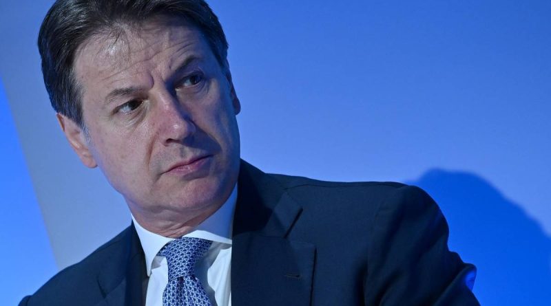 La recita di Conte: “Molti ci chiedono di mollare Draghi”. Ma i 5s sconfitti sono rassegnati