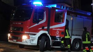 Incidente sulla statale del Brennero, auto si schianta contro edificio: muore 37enne