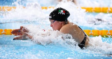 La nuotatrice italiana Benedetta Pilato ha vinto l’oro nei 100 metri rana ai Mondiali