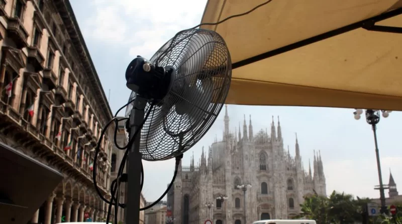 Allerta caldo, venerdì bollino rosso in 7 città