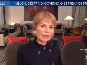 “Vietato l’aborto? No, è democrazia”. E a Otto e mezzo scoppia la lite