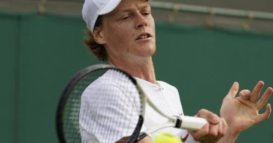 Jannik Sinner vince il secondo turno a Wimbledon, battuto Ymer