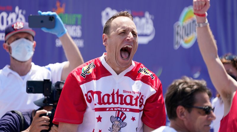 Joey “Jaws” Chestnut Successfully Defends Mustard Belt in Coney Island