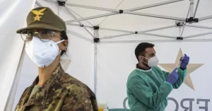 Coronavirus, ultime notizie. Oggi in Italia 36.282 nuovi positivi (+46,6% sulla settimana) e 59 morti