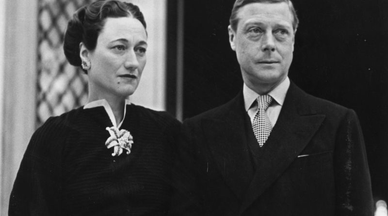 Inside Traitor King and the Case That Edward VIII Was a Nazi Sympathizer