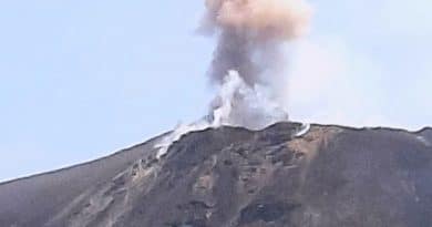 Stelle fuoco mare poesia, Stromboli ‘maraviglia’ di luci