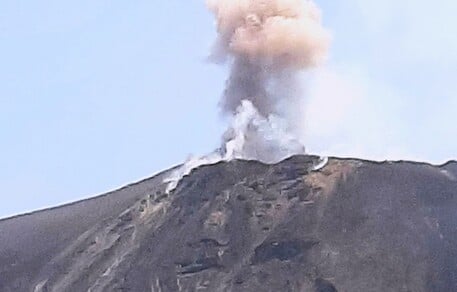 Stelle fuoco mare poesia, Stromboli ‘maraviglia’ di luci