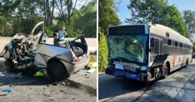Torino, auto contro bus in corso Casale: morti due giovani, tra cui una 16enne e due feriti gravi