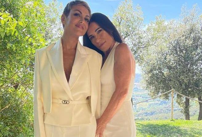 Paola Turci e Francesca Pascale negli Stati Uniti: svelata su Instagram la meta del viaggio di nozze
