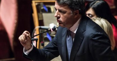 Renzi accelera sul no al reddito di cittadinanza. “Martedì deposito il quesito in Cassazione”