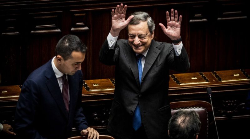 Draghi ha dato le dimissioni: il governo è in carica solo per gli affari correnti. Si va verso il voto anticipato