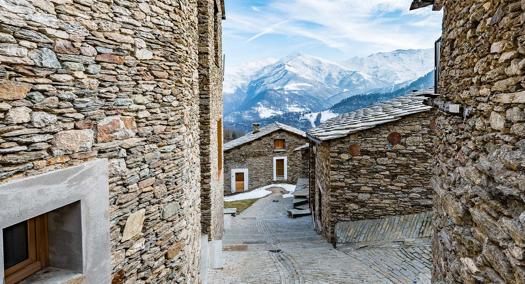 Quei borghi da top ten, bellissimi ma finti. Dal Piemonte al Sud