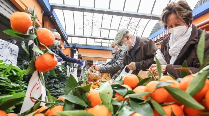 Inflazione, allarme Coldiretti: stangata a tavola da 9 miliardi per le famiglie