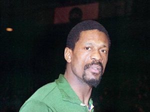 Bill Russell è morto: vinse 11 titoli Nba. Leggenda dei Boston Celtics, lottava per i diritti civili
